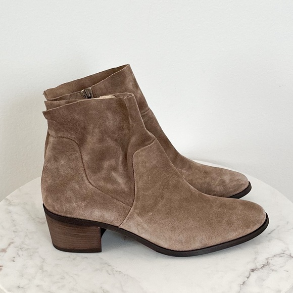 Paul Green NWT Nicole Bootie Antelope Beige Soft Suede Ankle Side Zip Size 10.5 - Picture 10 of 11